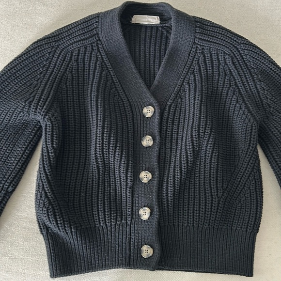 Everlane Sweaters - SALE • Everlane • The Texture Chunky Ribbed Black Button Down Knit Cardigan